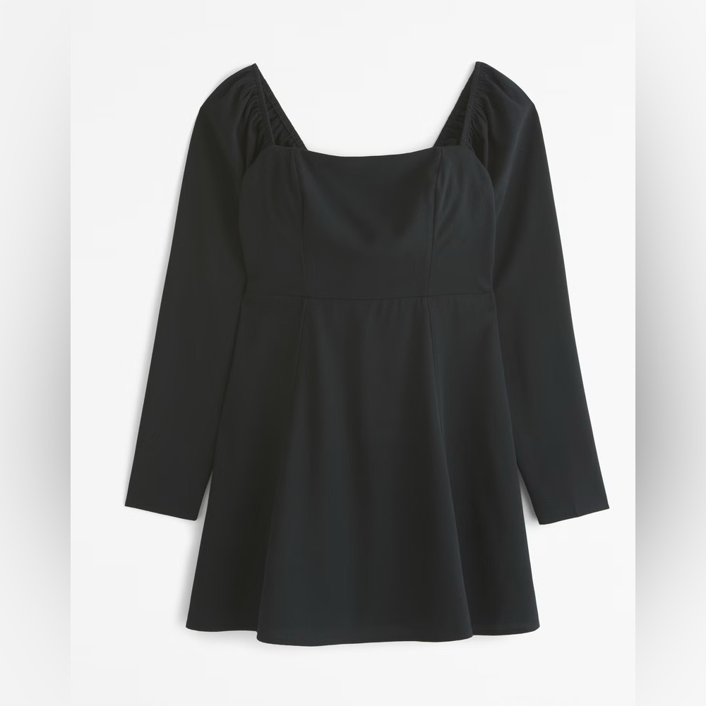 NWT Abercrombie and Fitch Long-Sleeve Crepe Mini Dress